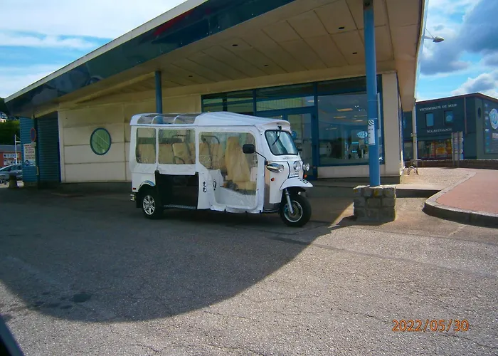 La A Deux Pas Holiday home *